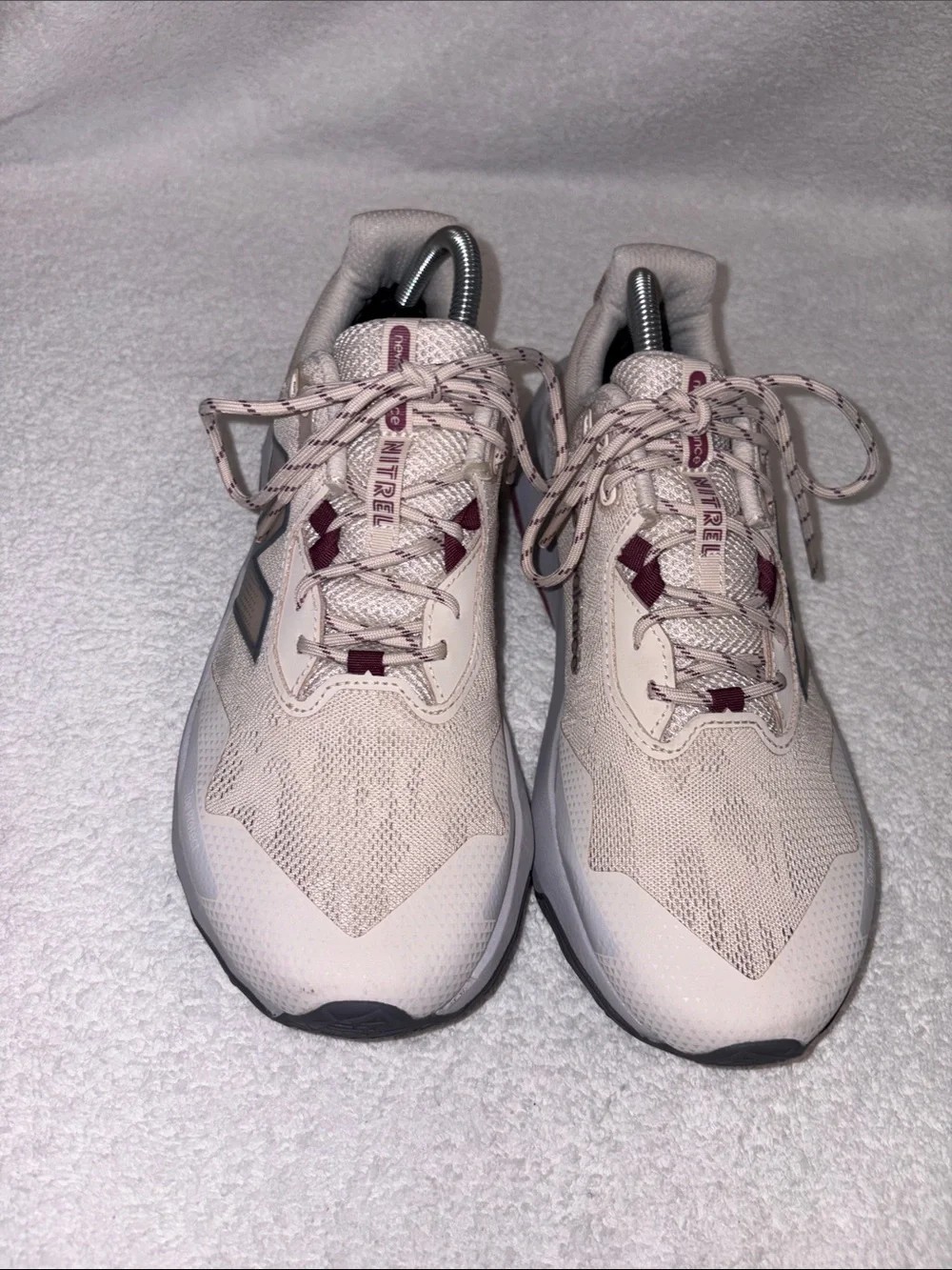 New Balance dynasoft nitrel Women's Light Beige and Maroon Trail Sneakers 11
